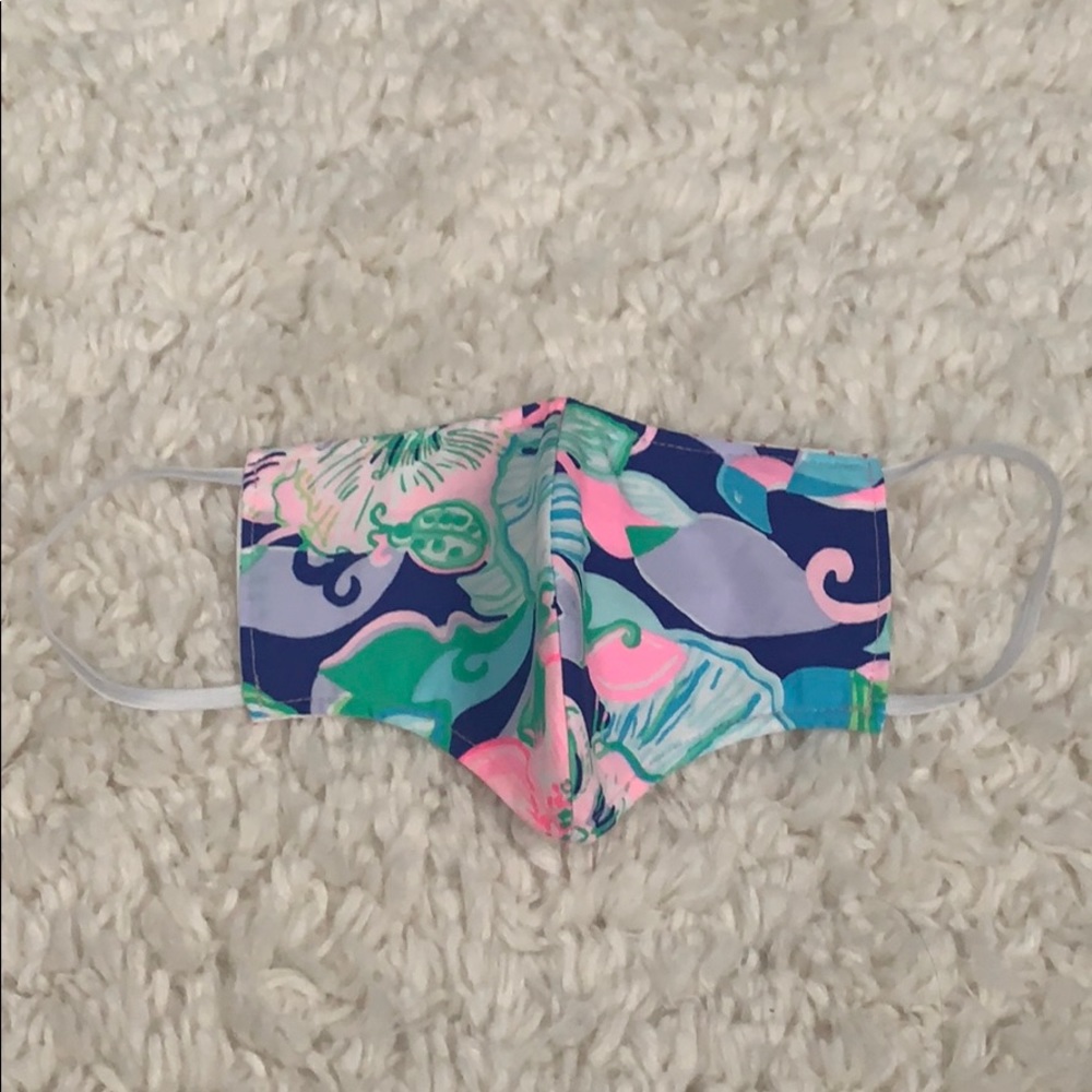 Lilly a Pulitzer face mask